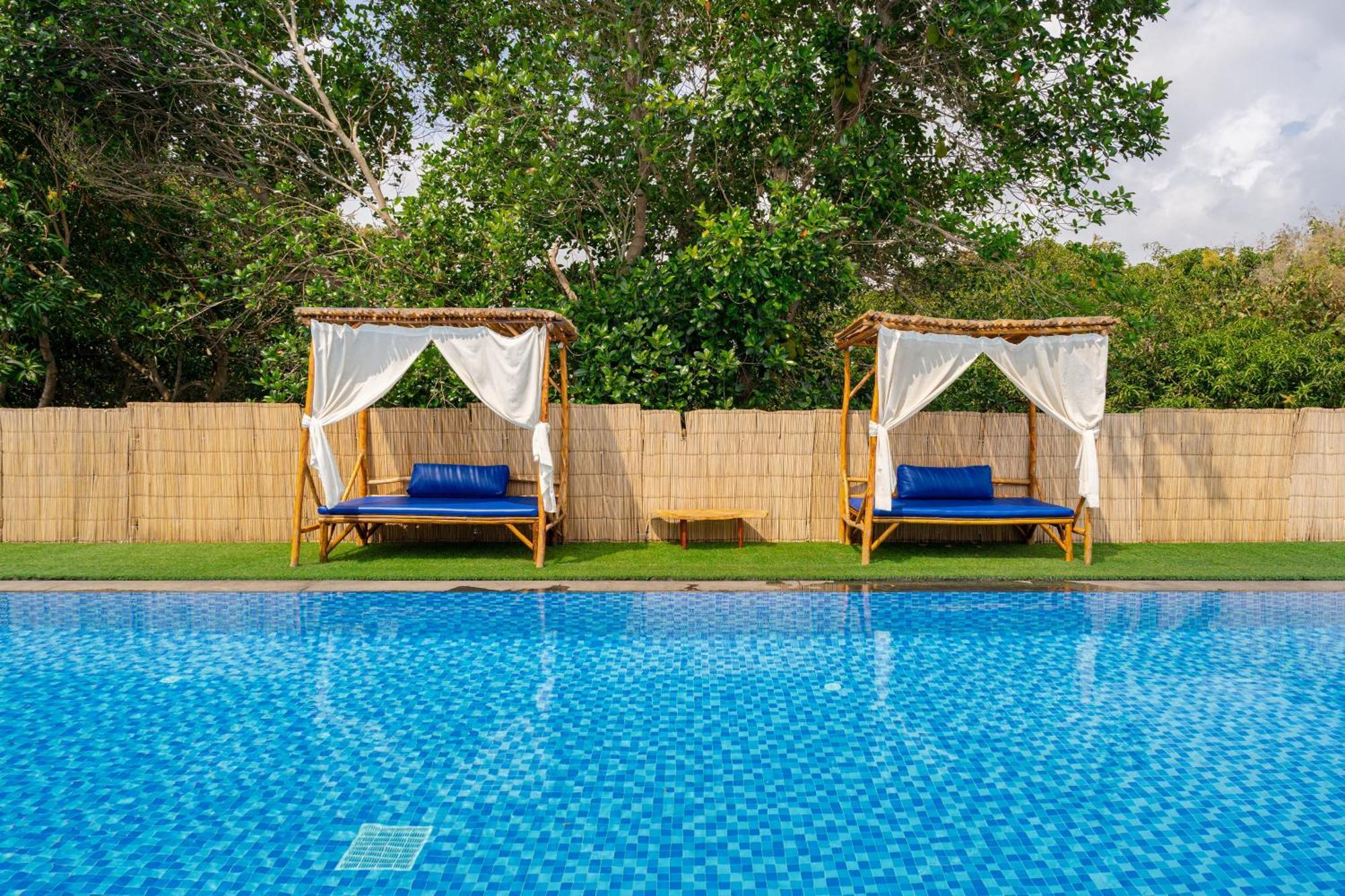 Conch Resort Luxury Private Pool Suites 蓬蒂切里 外观 照片